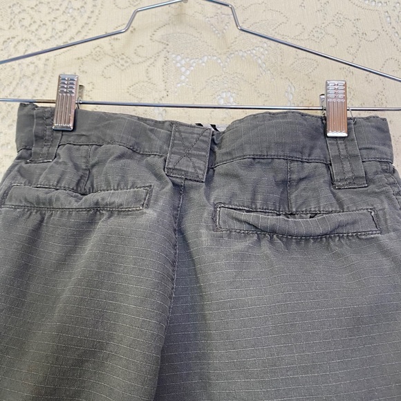 Shawn White Boys Gray Shorts - Picture 6 of 14